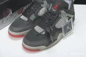 RED BLACK OF JORDAN 2020 4  X 'BRED' AIR 0610
